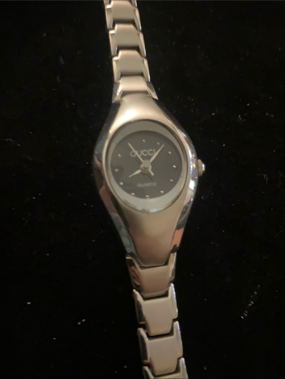 Gucci watch (clasp issues)